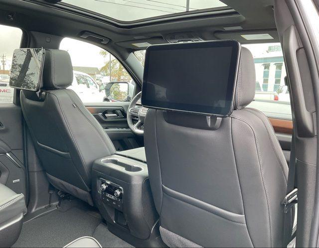 2026 GMC Yukon 4WD Denali