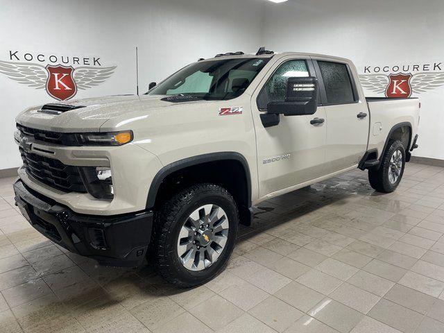 2026 Chevrolet Silverado 2500HD Custom