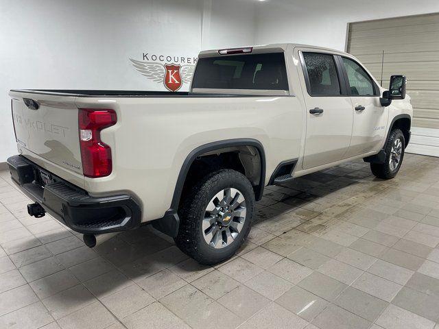 2026 Chevrolet Silverado 2500HD Custom