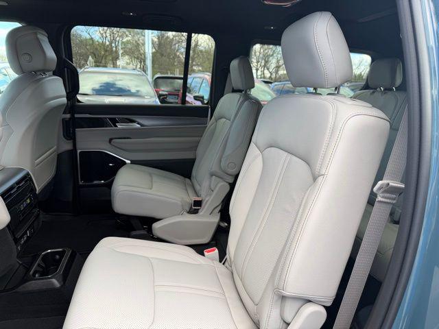 2026 Jeep Grand Wagoneer Limited Altitude 4x4