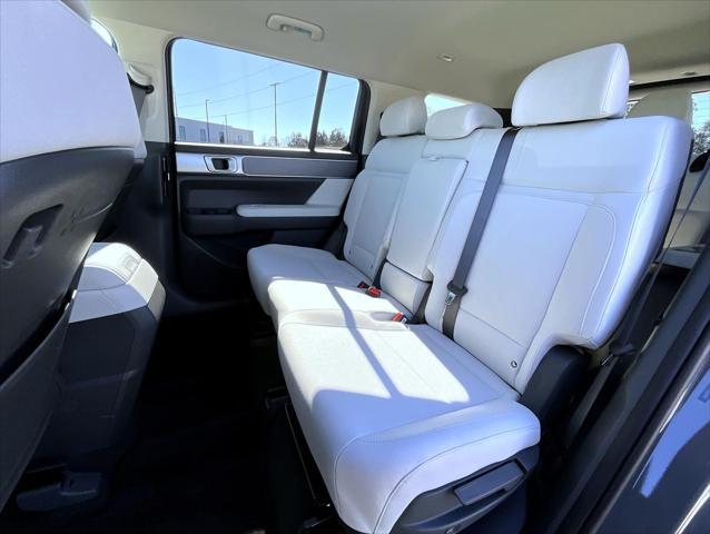 2026 Hyundai Santa Fe SE