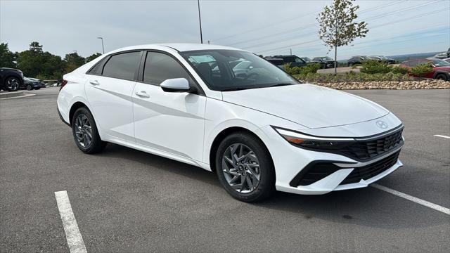 2026 Hyundai Elantra Hybrid Blue for sale in BEECH ISLAND, SC