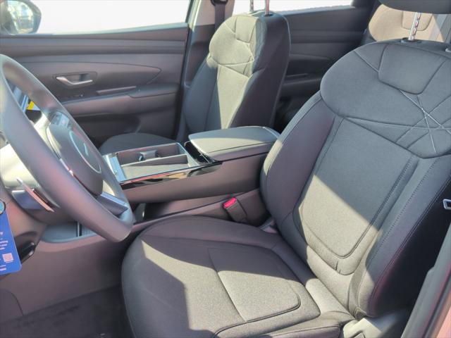 2026 Hyundai Tucson Hybrid Blue SE