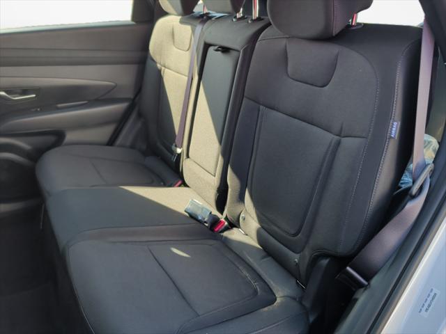 2026 Hyundai Tucson Hybrid Blue SE