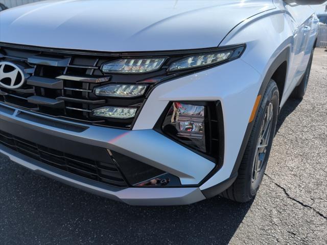 2026 Hyundai Tucson Hybrid Blue SE