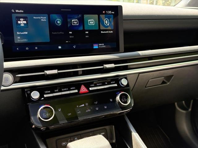 2026 Hyundai Santa Cruz SEL Activity