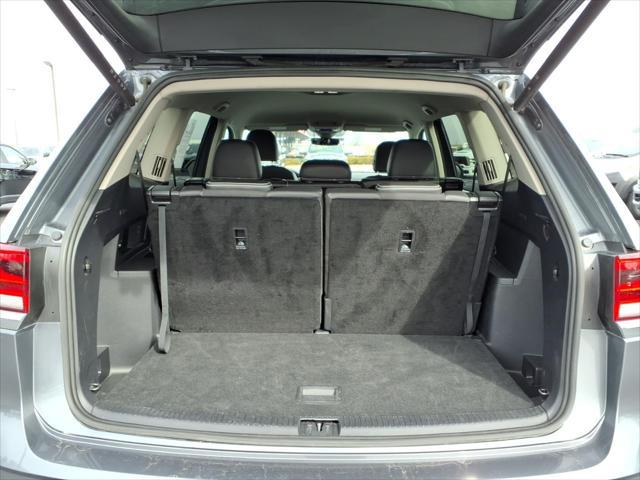 2025 Volkswagen Atlas 2.0T SE w/Technology