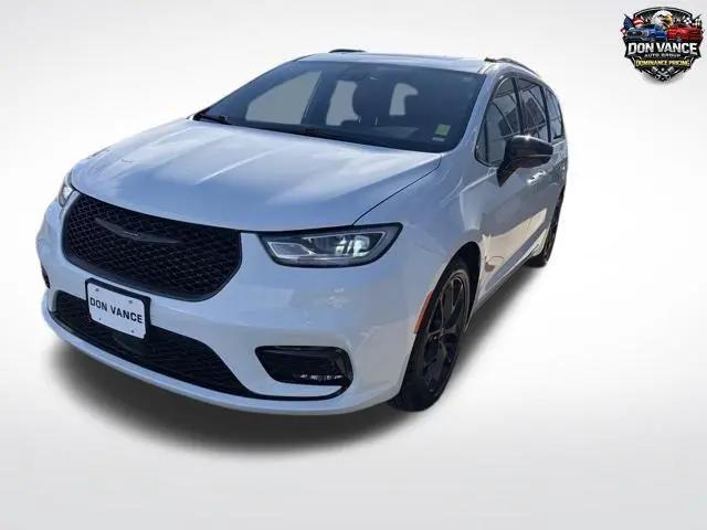 2025 Chrysler Pacifica Limited for sale in Marshfield, MO