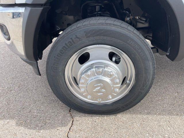 2022 Ram 4500 Chassis Tradesman/SLT/Laramie/Limited