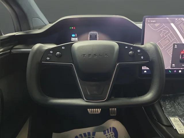 2023 Tesla Model X Plaid Tri Motor All-Wheel Drive