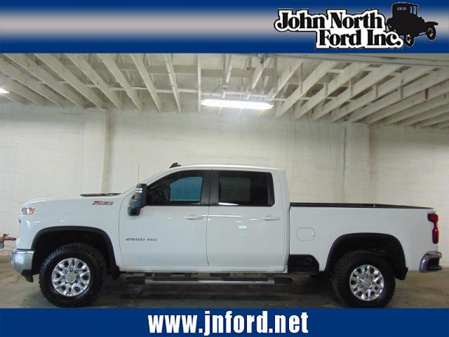 2024 Chevrolet Silverado 2500HD 4WD Crew Cab Standard Bed LT for sale in Emporia, KS