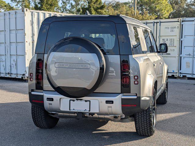 2025 Land Rover Defender 110 P400 S