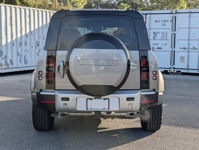 2025 Land Rover Defender 110 P400 S