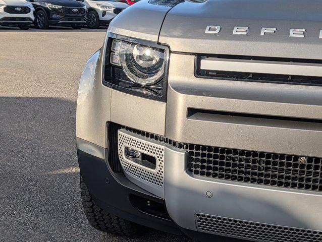 2025 Land Rover Defender 110 P400 S