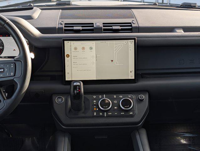 2025 Land Rover Defender 110 P400 S