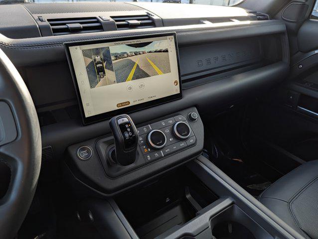 2025 Land Rover Defender 110 P400 S