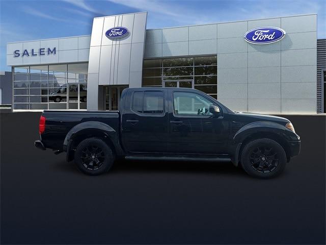 2020 Nissan Frontier Crew Cab SV 4x4