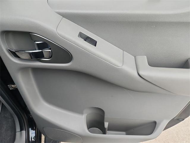 2020 Nissan Frontier Crew Cab SV 4x4