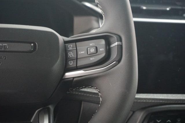 2026 Jeep Cherokee Laredo 4x4
