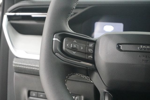 2026 Jeep Cherokee Laredo 4x4
