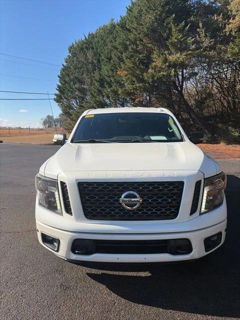 2018 Nissan TITAN SV 2018 Nissan TITAN SV