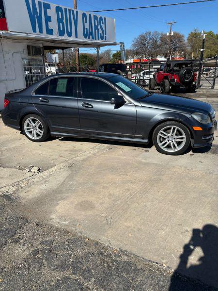 2013 Mercedes-Benz C 250 Sport