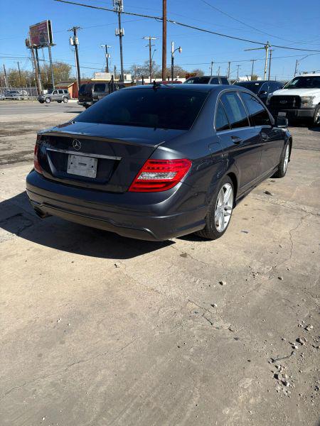 2013 Mercedes-Benz C 250 Sport