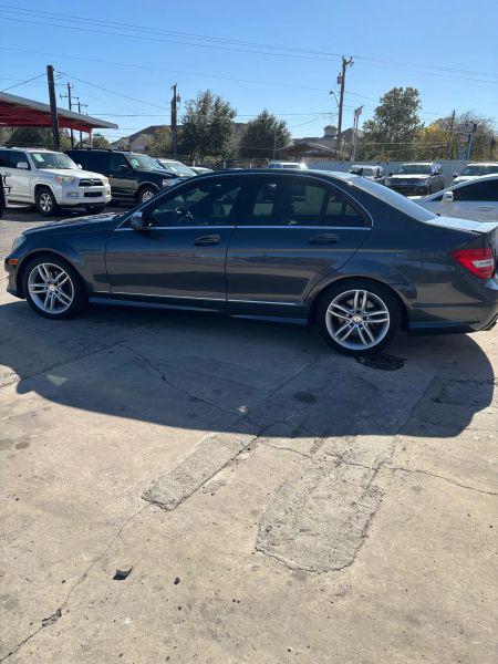 2013 Mercedes-Benz C 250 Sport