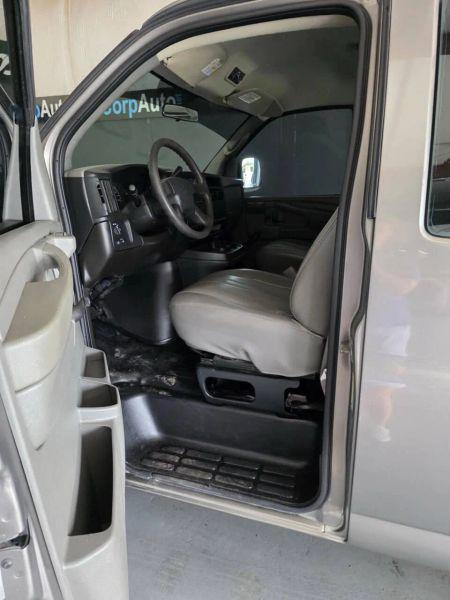 2006 Chevrolet Express LS