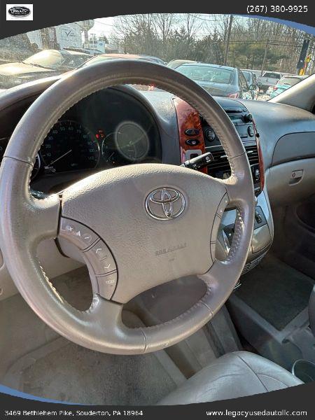 2008 Toyota Sienna XLE