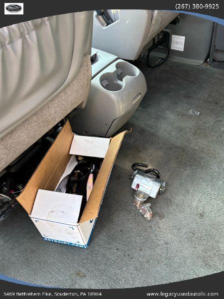 2008 Toyota Sienna XLE