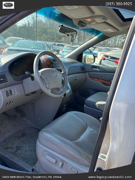 2008 Toyota Sienna XLE