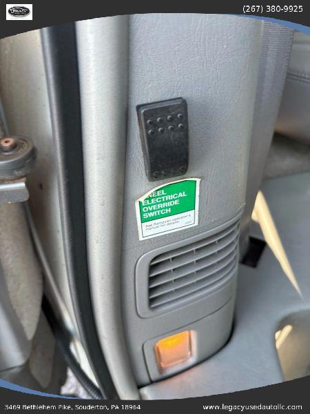 2008 Toyota Sienna XLE