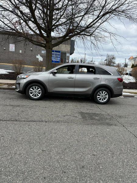 2019 Kia Sorento 3.3L LX