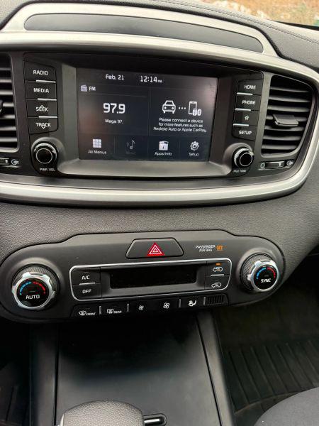 2019 Kia Sorento 3.3L LX