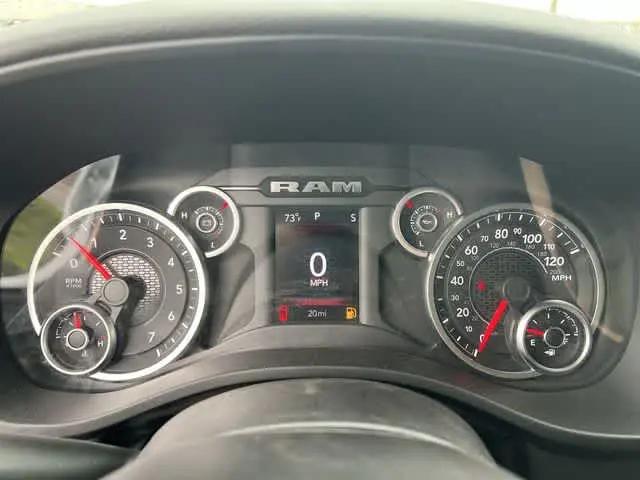 2026 Ram 1500 Big Horn Crew Cab 4x4 5'7" Box