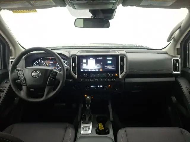 2026 Nissan Frontier Crew Cab SV 4x4