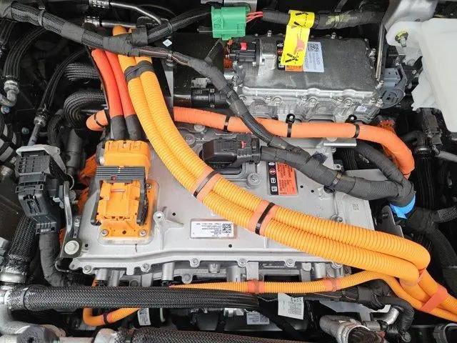 2027 Chevrolet Bolt RS FWD