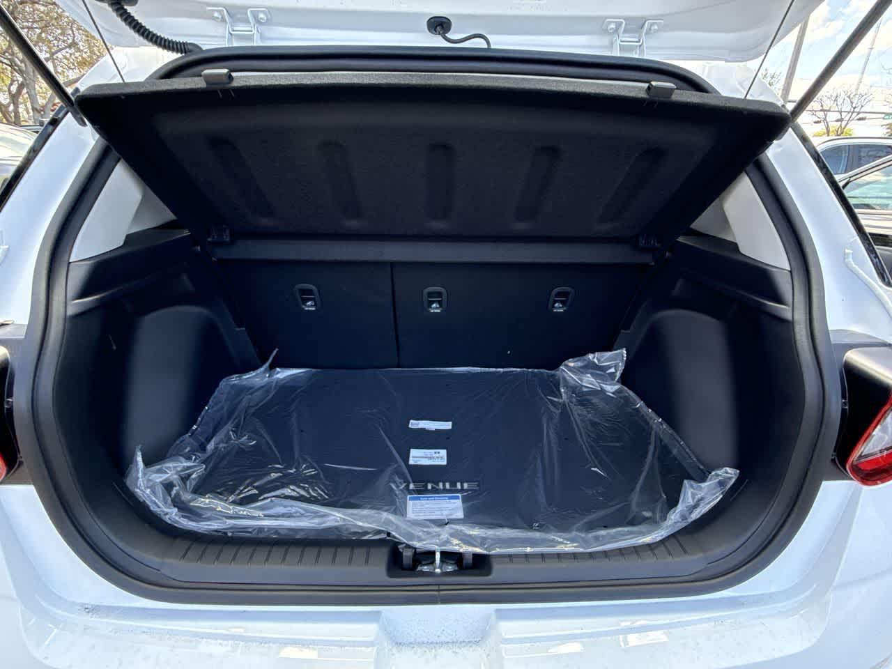 New 2026 Lunar White Hyundai SEL image 54