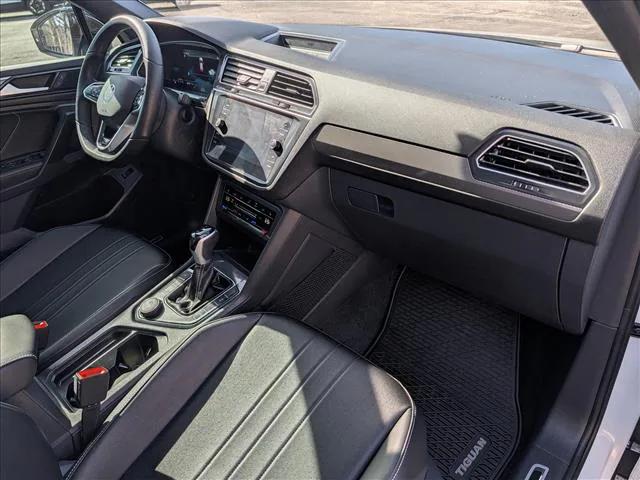 2024 Volkswagen Tiguan 2.0T SE R-Line Black