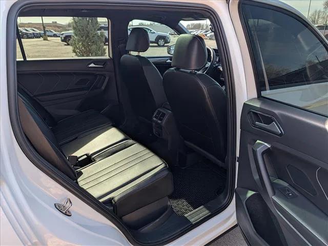 2024 Volkswagen Tiguan 2.0T SE R-Line Black
