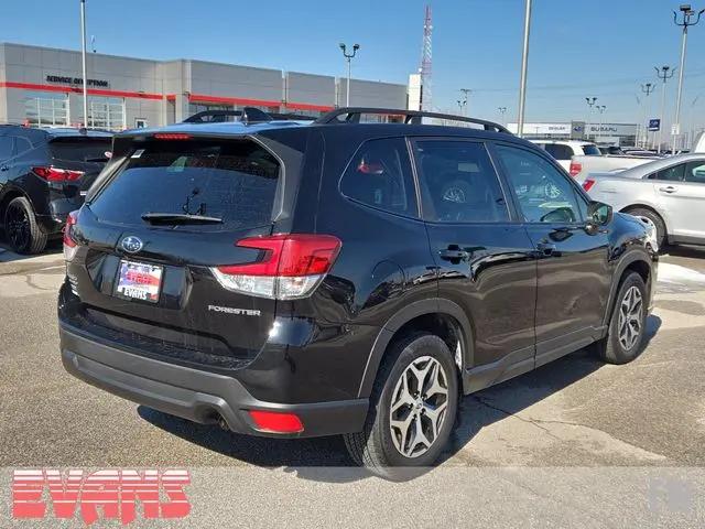 2022 Subaru Forester Premium