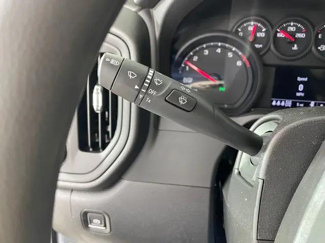 2026 Chevrolet Silverado 1500 4WD Crew Cab Short Bed WT