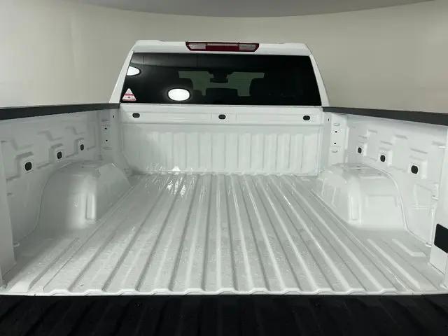 2026 Chevrolet Silverado 1500 4WD Crew Cab Short Bed WT