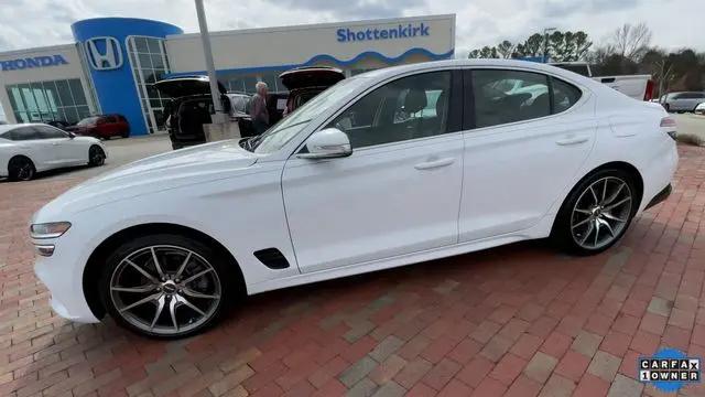 2023 Genesis G70 2.0T RWD