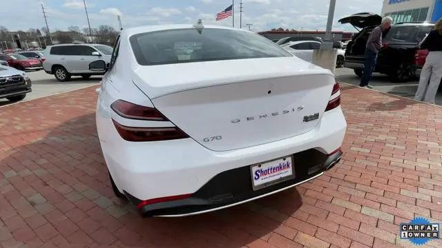 2023 Genesis G70 2.0T RWD