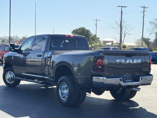 2026 Ram 3500 Tradesman Crew Cab 4x4 8 Box