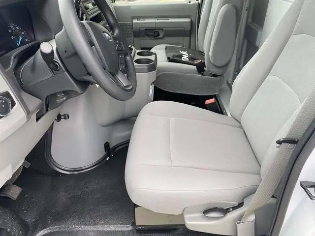 2026 Ford E-350 Cutaway E-Series Cutaway