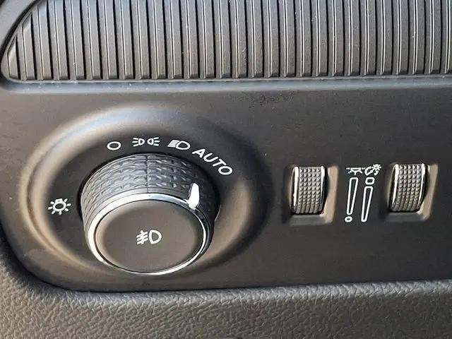 2023 Jeep Wagoneer Series III 4x2