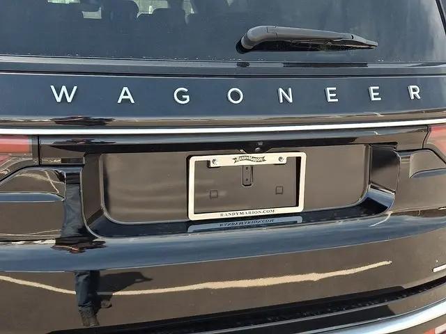 2023 Jeep Wagoneer Series III 4x2